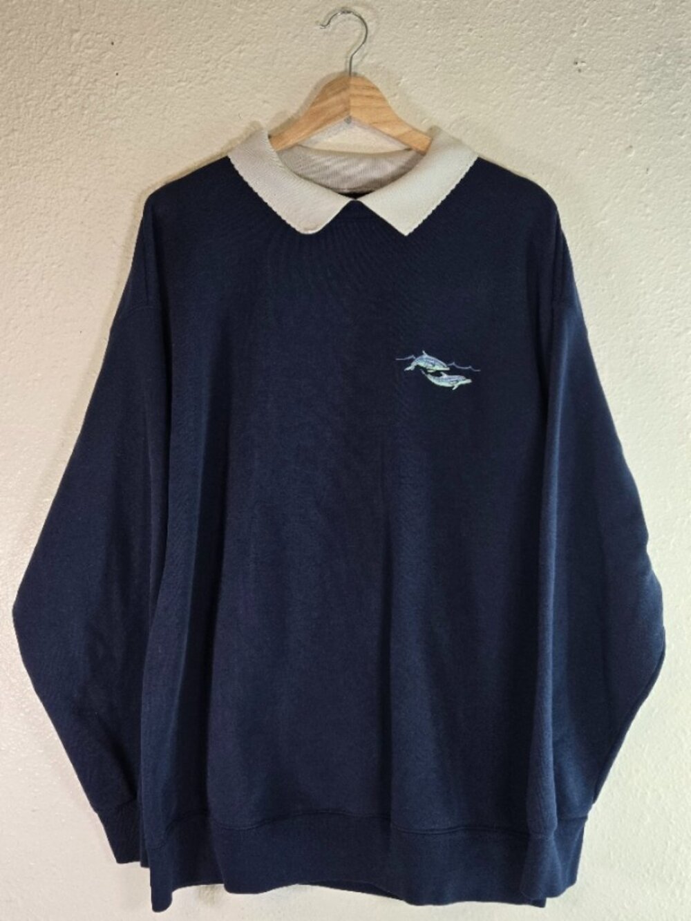 Vintage Habitat 1990s Embroidered Dolphin Sweatshirt